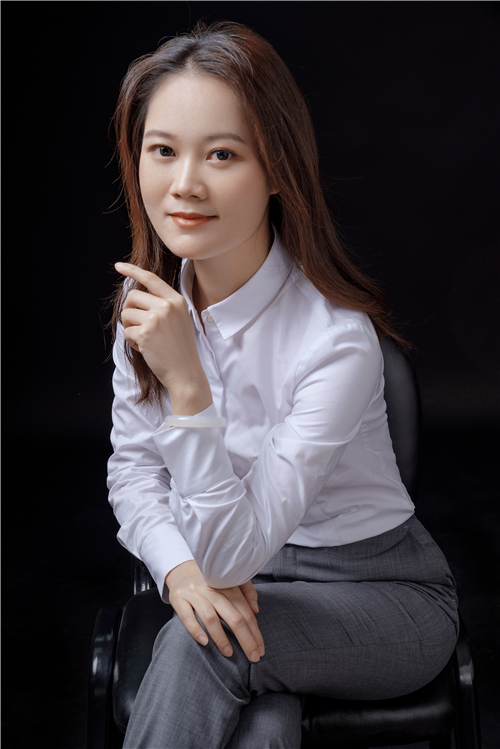 疫情防控先进个人-刘小碟.jpg