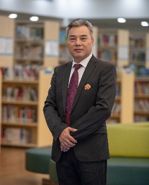 黄建中